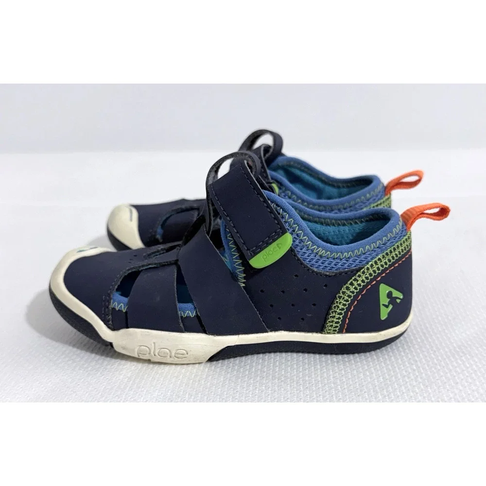 Plae Sam 2.0 Athletic Sandals Boys US 9 EU 25 Navy Breathable Flexible Shoes
